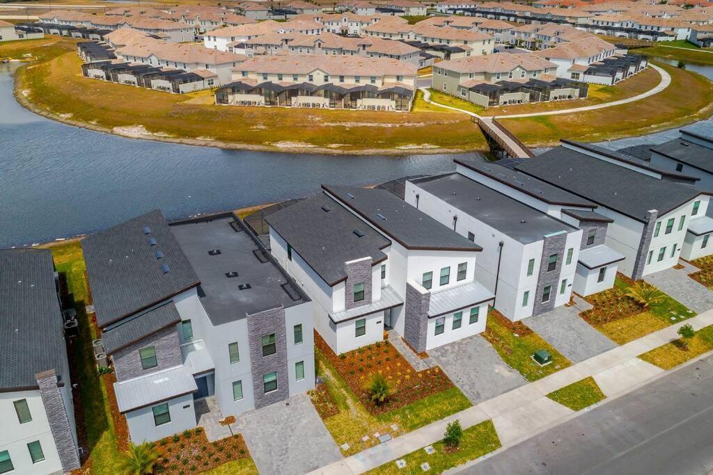 Luxury Villa Inside Storey Lake, Kissimmee - No Extra Fees 外观 照片